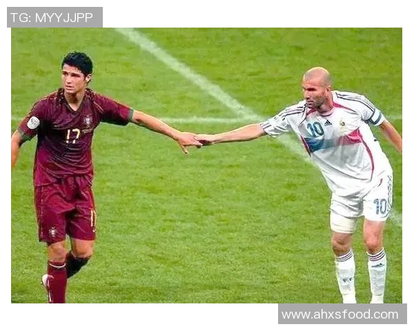 足球高球球星的辉煌之路:从赛场到绿茵,梦想与荣耀的交织 足球高球球星的辉煌之路:从赛场到绿茵,梦想与荣耀的交织